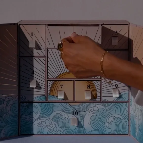 Awe Inspired 2024 Advent Calendar Box Empty 10 drawers - Picture 3 of 7